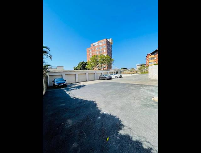 2 BEDROOM APARTMENT FOR SALE IN WINDERMERE